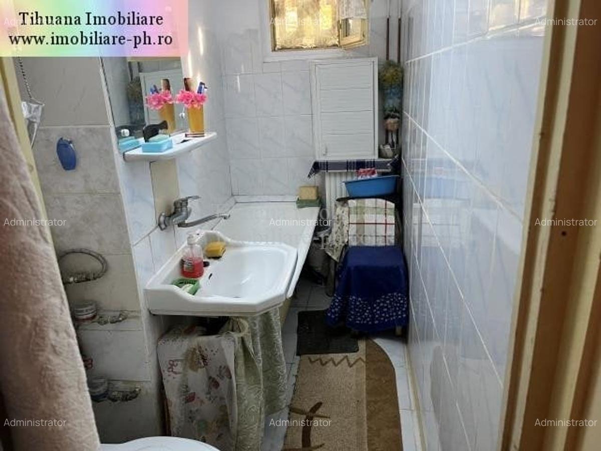 Apartament 2 camere de vanzare:Vest(Zarandului),etajul 2 - 8