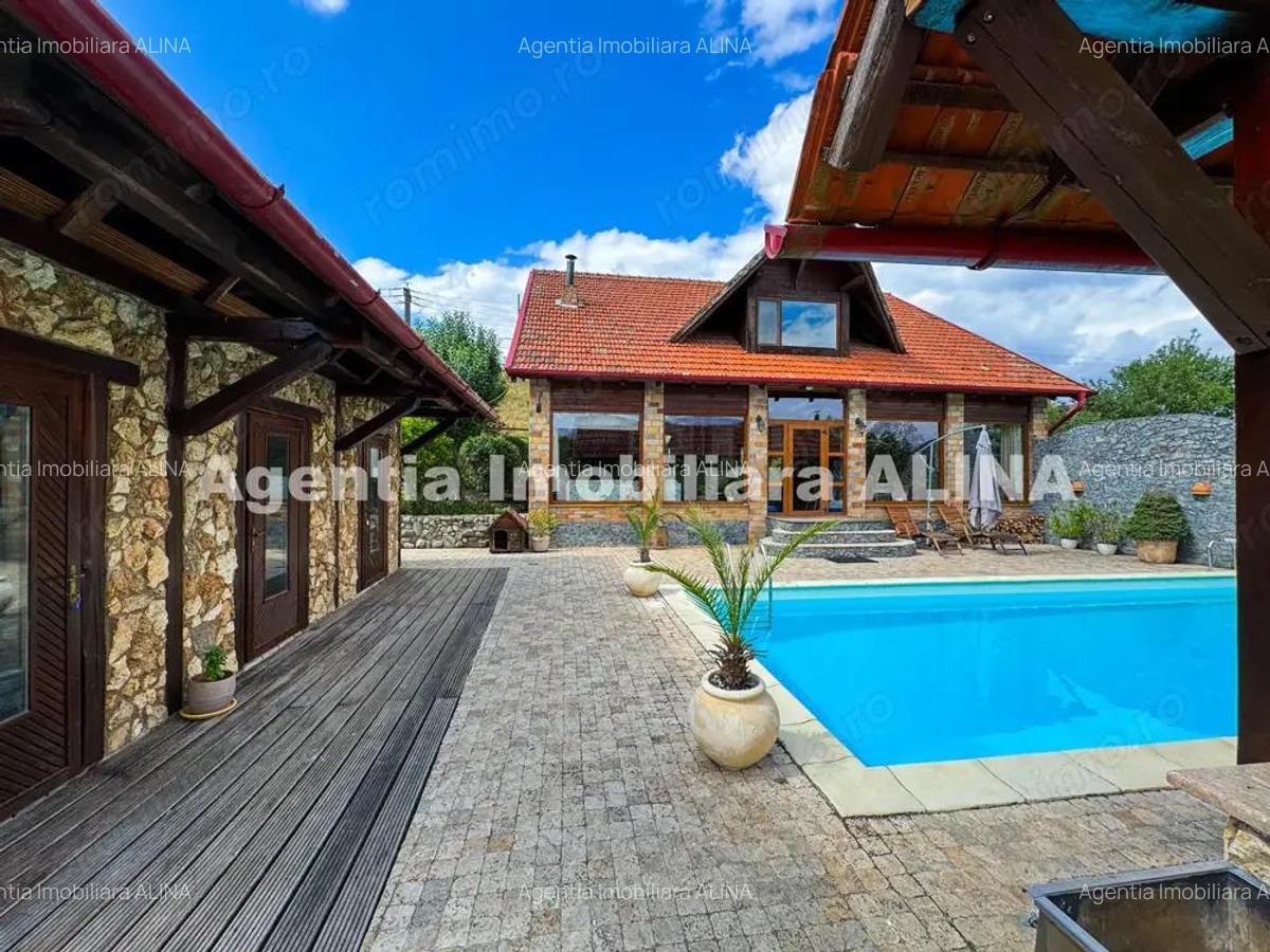 Casa LA CHEIE si teren 20.764 mp in Deva, zona Archia, Jud. Hunedoara. - 2