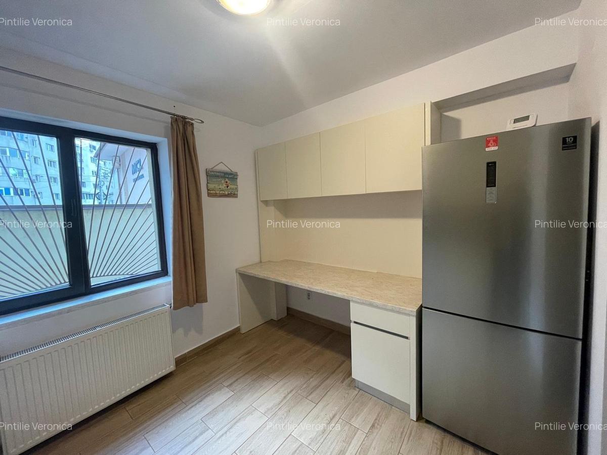 3 Camere Zona Faleza Nord Loc Parcare - 6