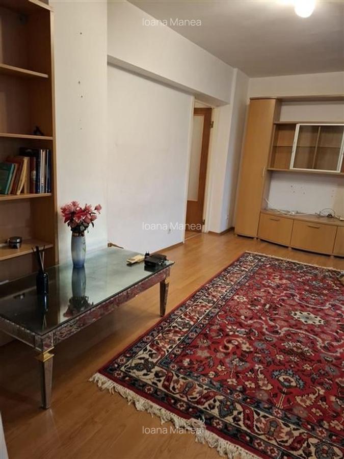 Vanzare apartament 2 camere | Iulia Hasdeu | et 3 | renovat | 55 mp utili | Bloc - 10