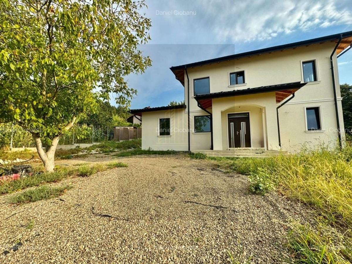 Spre Vânzare Casă P+E - 243 m2 în Bucium - Iași - 4