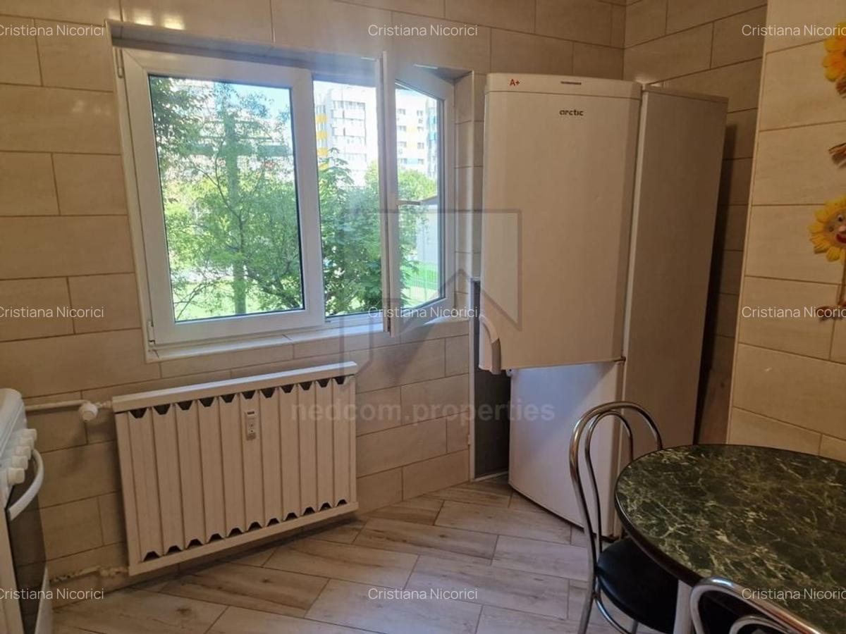 Apartament cu 3 camere decomandat, mobilat în Sebastian - 16