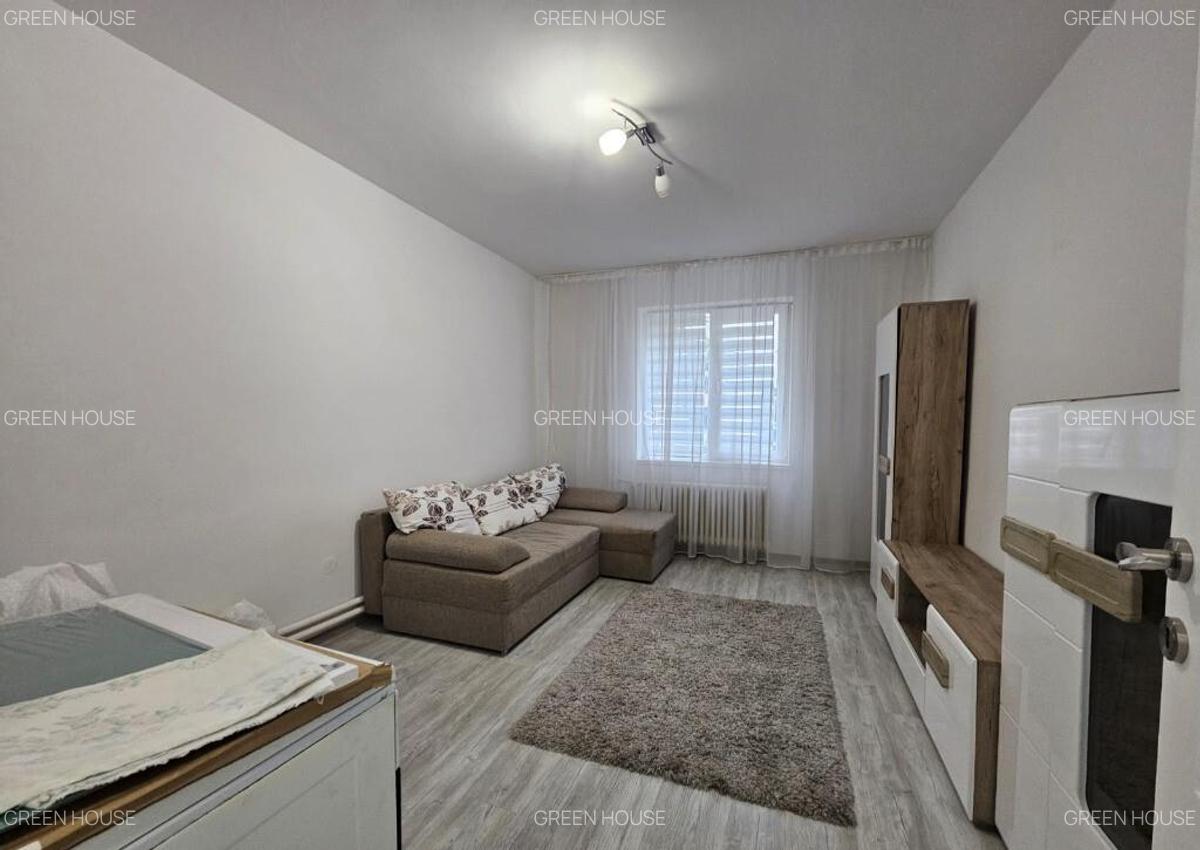 Garsoniera,parter,zona Progresu - 2