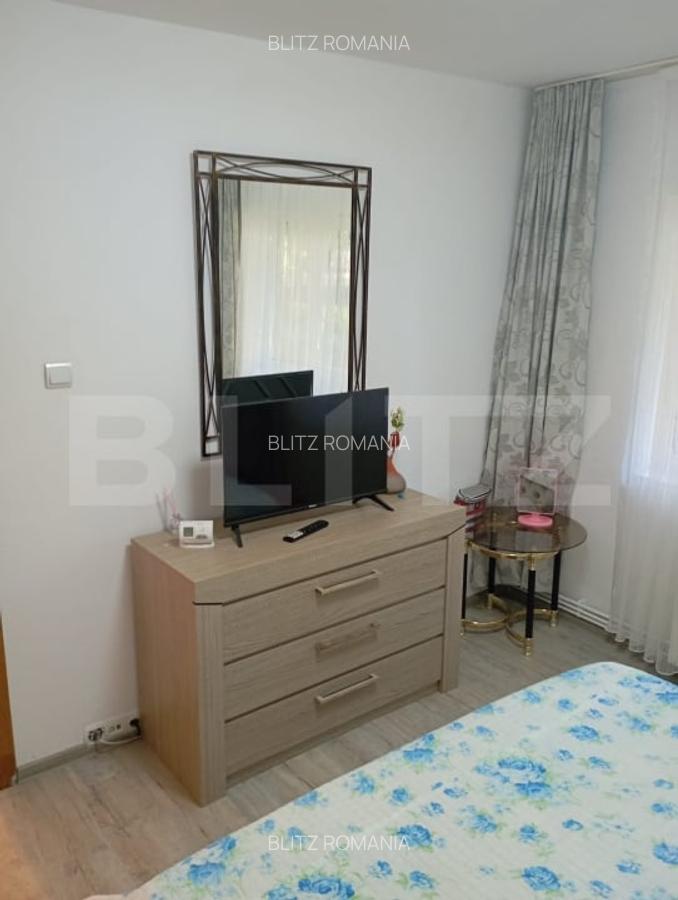 Apartament 3 camere, 70 mp, zona Micro 3 - 4