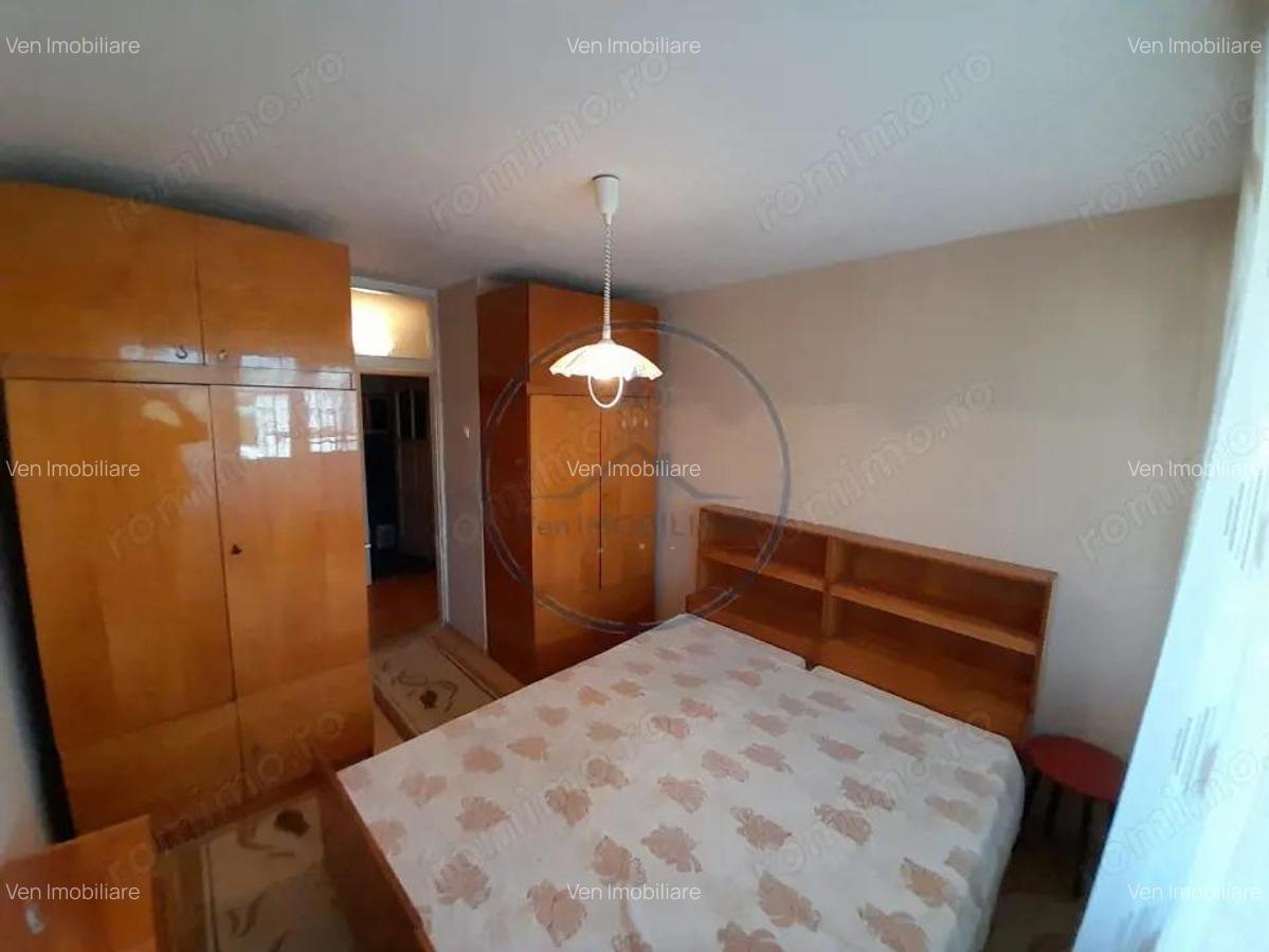 Apartament 4 camere,etajul 2,zona Petru Rares - 11