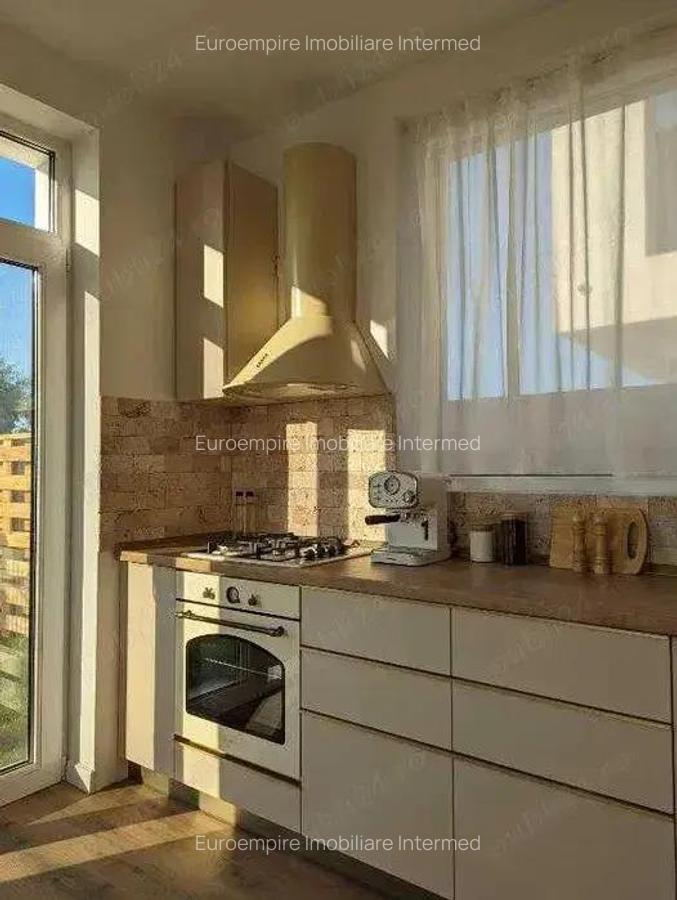 Vila de inchiriat P+1E+M in Mamaia-Sat - 3