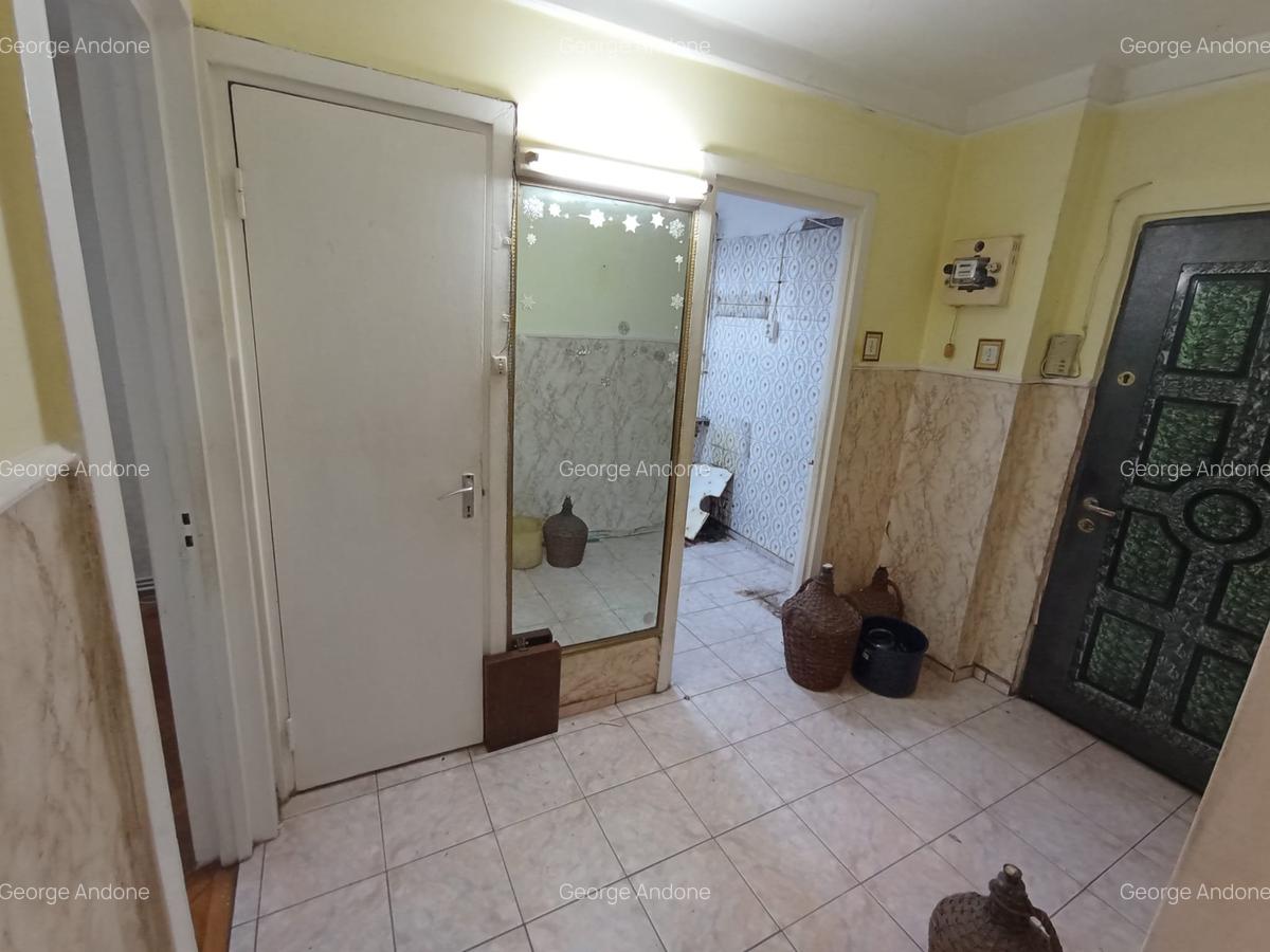 Apartament 3 camere Podul de Piatra, parter, eliberare imediata - 8