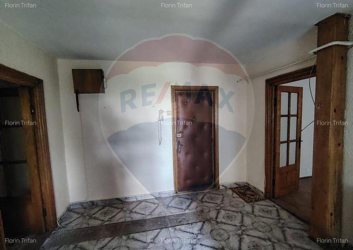Apartament cu 3 camere str. Alexandru Vlahuta - 2