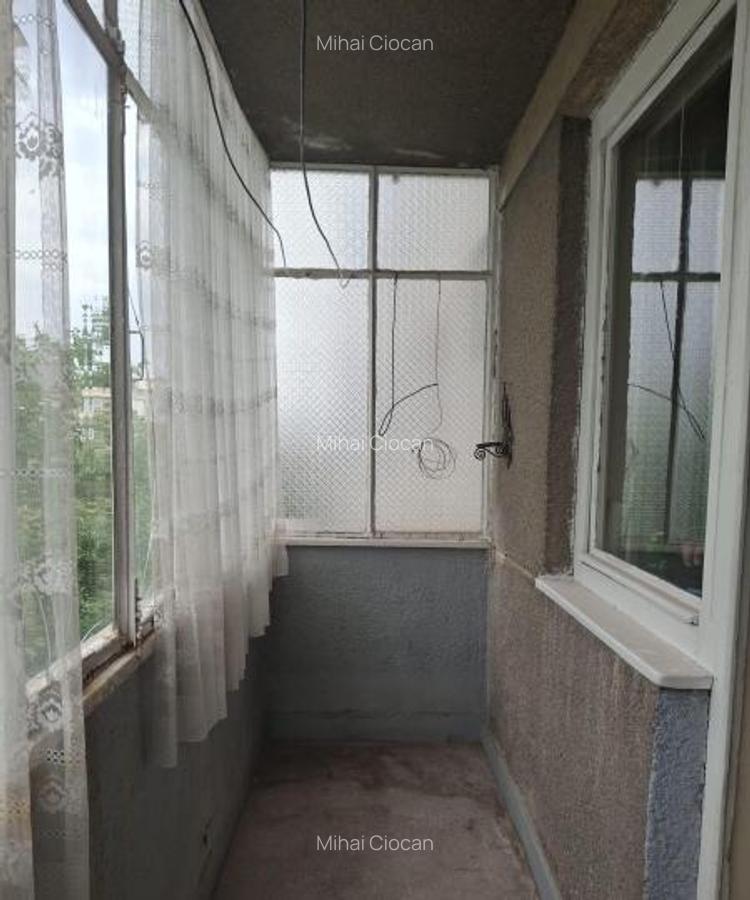 2 camere Semidecomandat , Abator , Et.3/4 ,49mp , necesita renovare - 3
