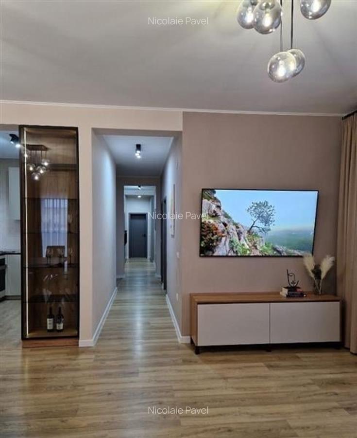 LIVE! Confort si eleganta, design original, curte individuala, terasa acoperita, - 5