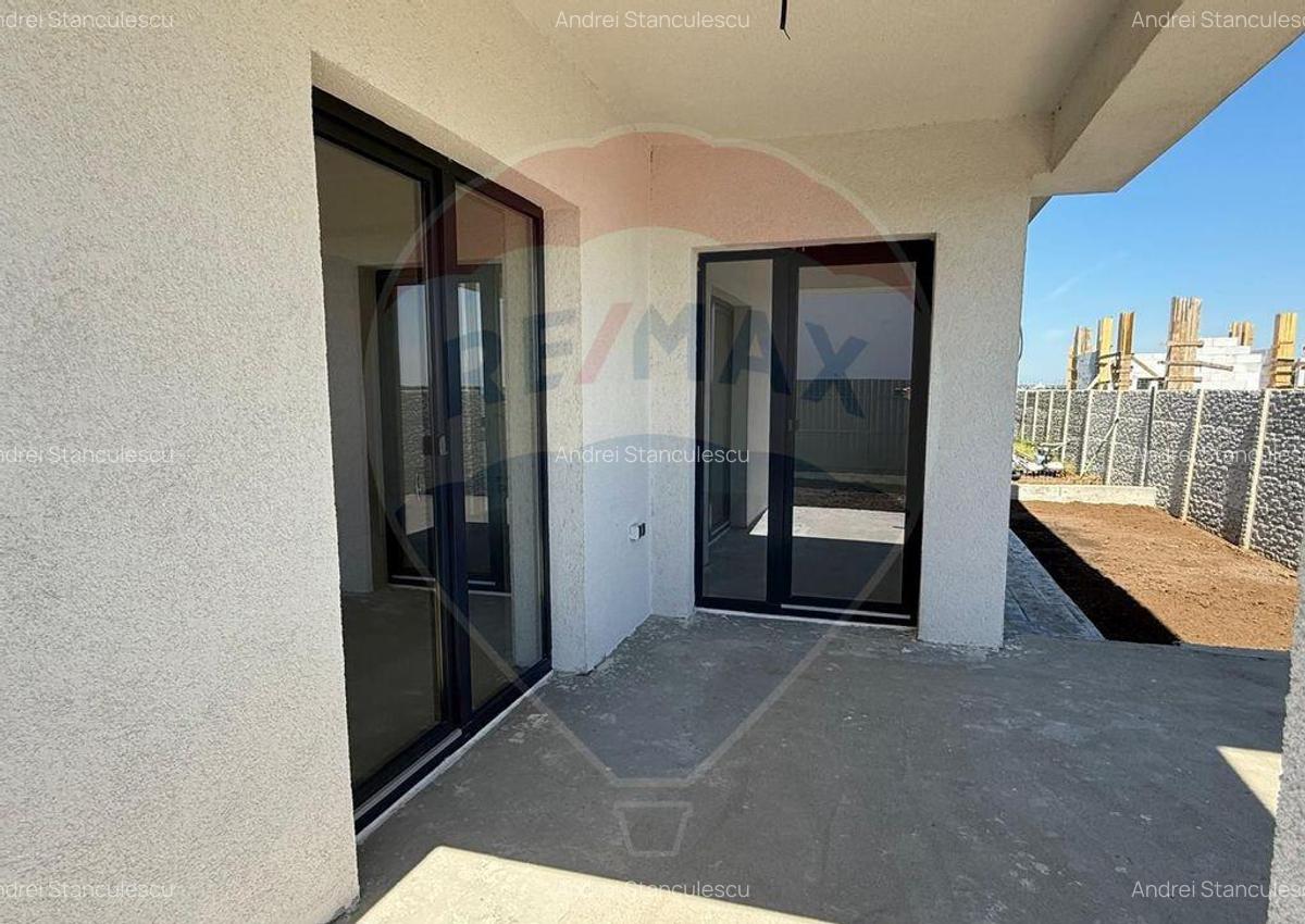 VANZARE Vila cu 4 camere in Pantelimon - 11