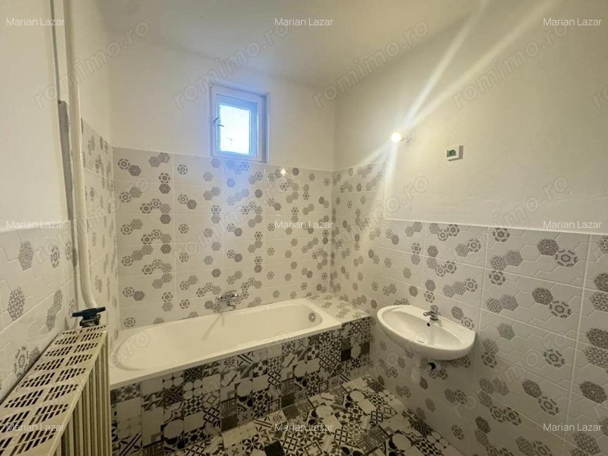 Casă cu Teren 2880 Mp în Central - 14