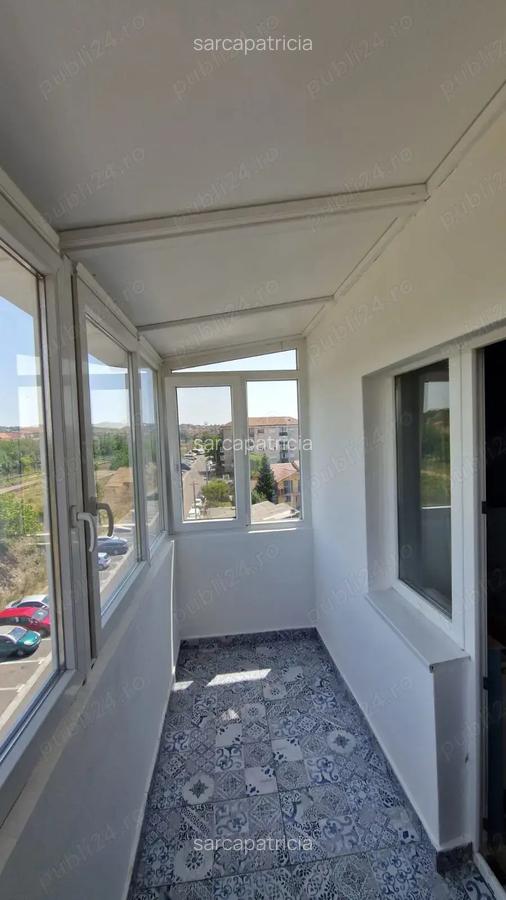 Vand apartament cu 3 camere, decomandat, in cartierul Rogerius priveli?te superba - 9