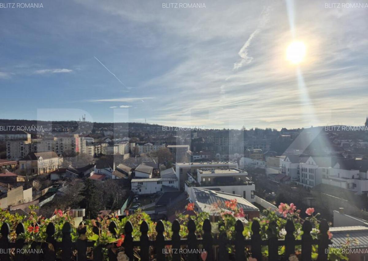 Apartament spa?ios cu 4 camere si parcare in 7 Noiembrie - 7