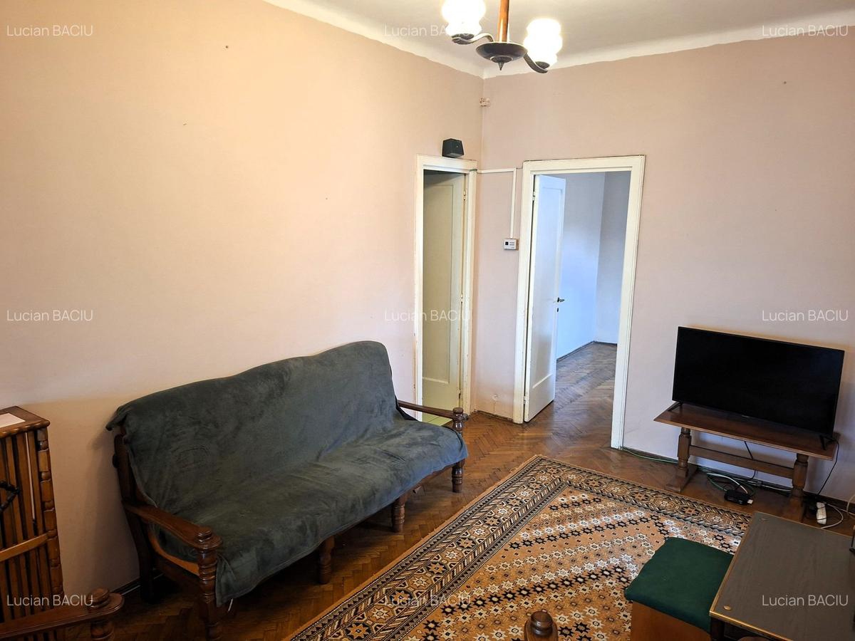 Apartament cu 3 camere in vila interbelica, de renovat - comision 0%! - 26