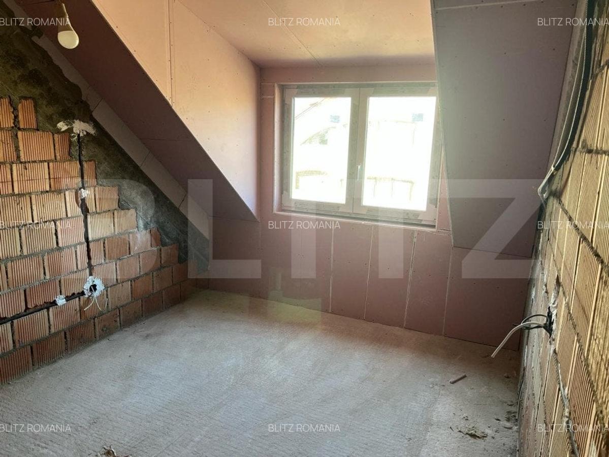 Casa de vanzare, cu 4 camere, 130,80 mp, zona Unirii - 6