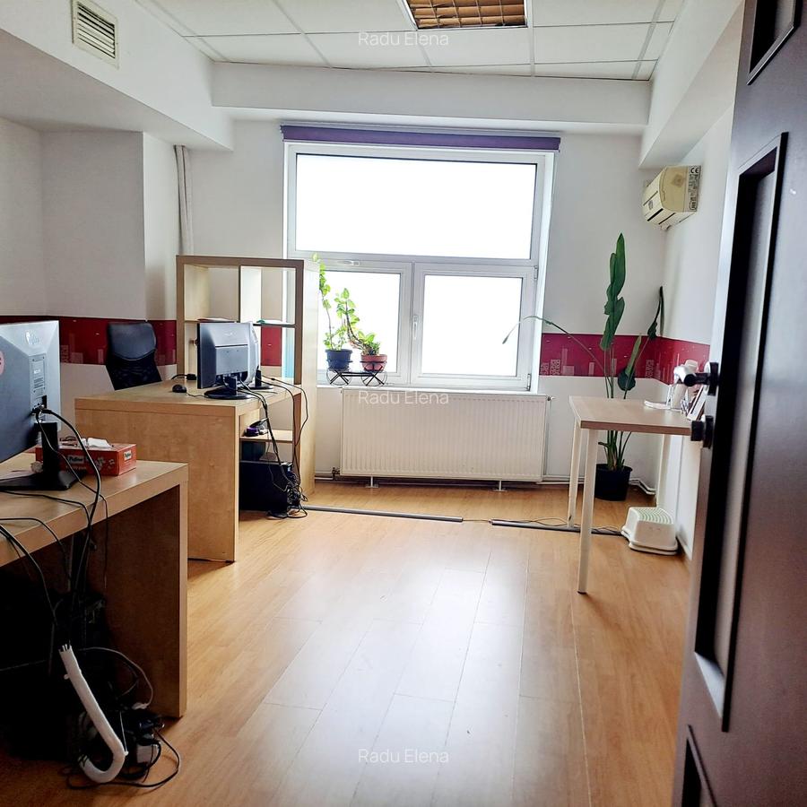 Vitan-Mall Birouri suprafata 183 mp-pret 2379 euro - 5