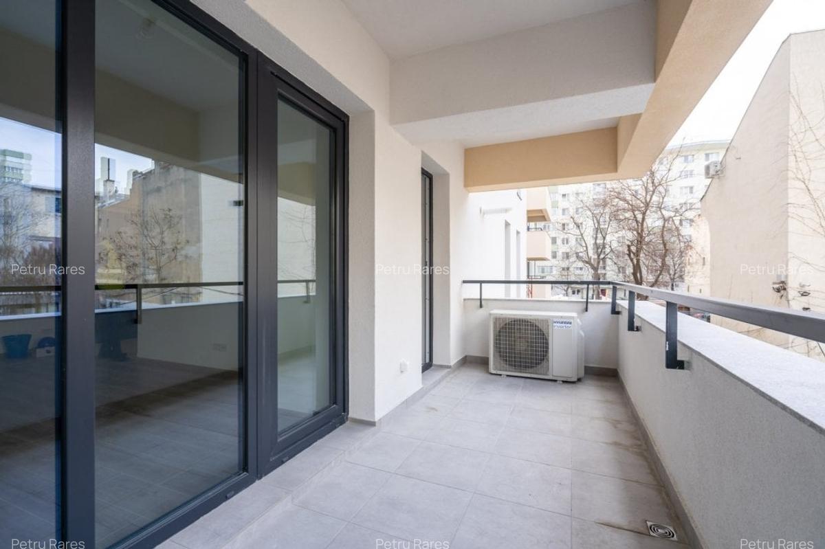 Apartament cu 3 camere decomandat în Victoriei - 5