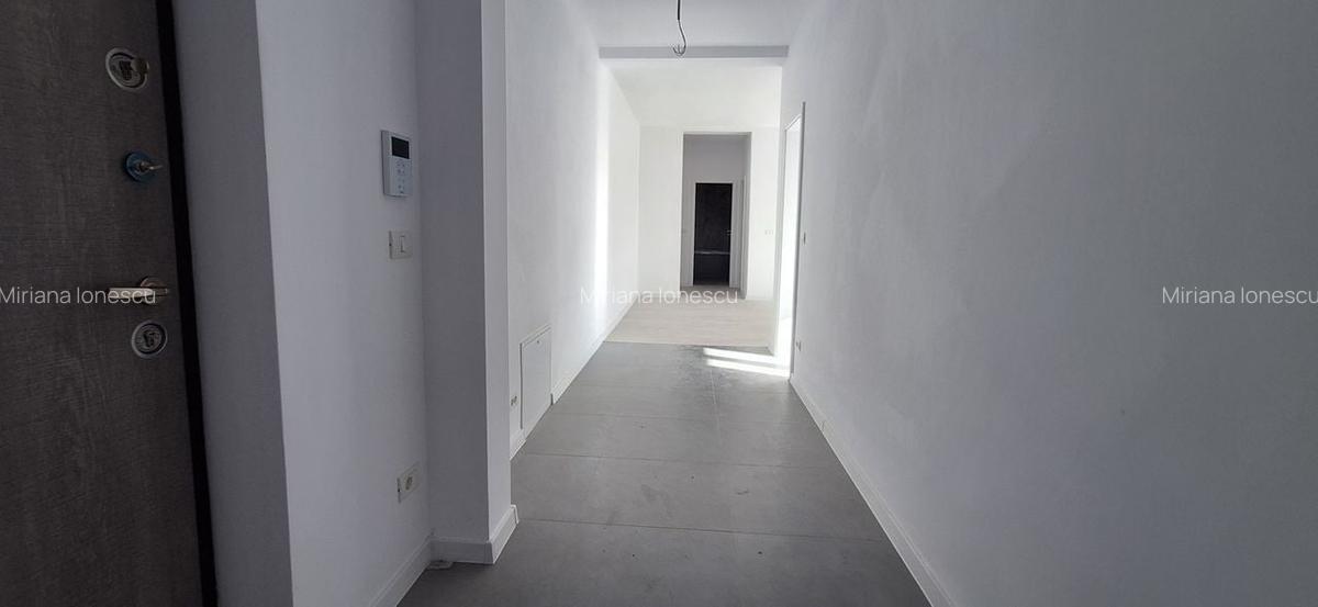 Apartament cu 3 camere decomandat în Torontalului - 17