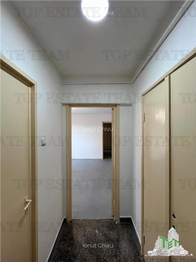 Apartament 3 camere + 2 balcoane cu o priveliste senzationala si pe fata si pe s - 8