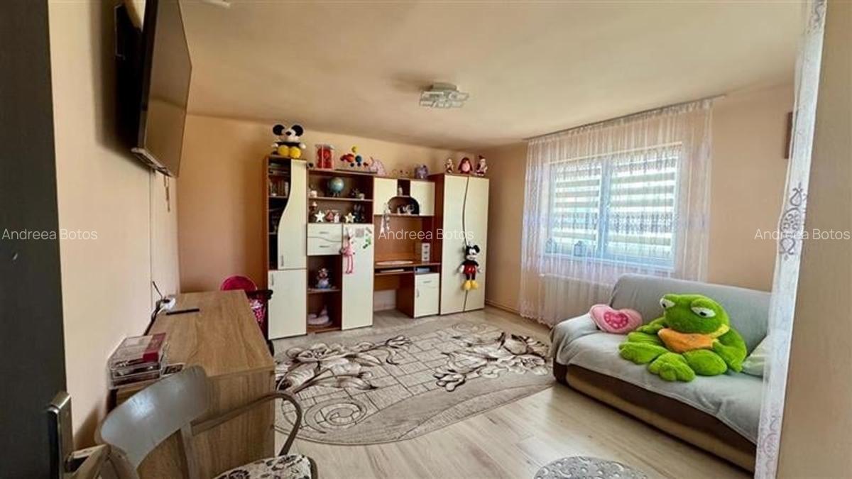 FILM!Vila cocheta, renovata, 400 mp teren,garaj,pivnita,Brancovenesti,Targu Mure - 16