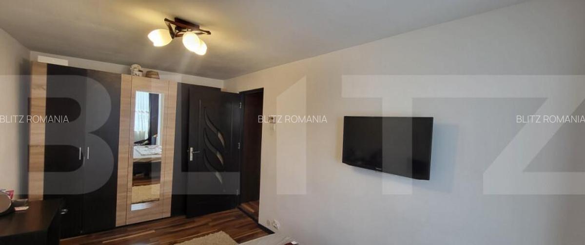Apartament de vanzare, cu 3 camere, 67 mp, zona Bucovina - 8