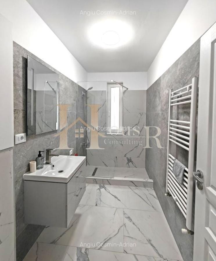Etajul 1. Bucatarie inchisa. Mobilier si electrocasnice de calitate superioara. - 14