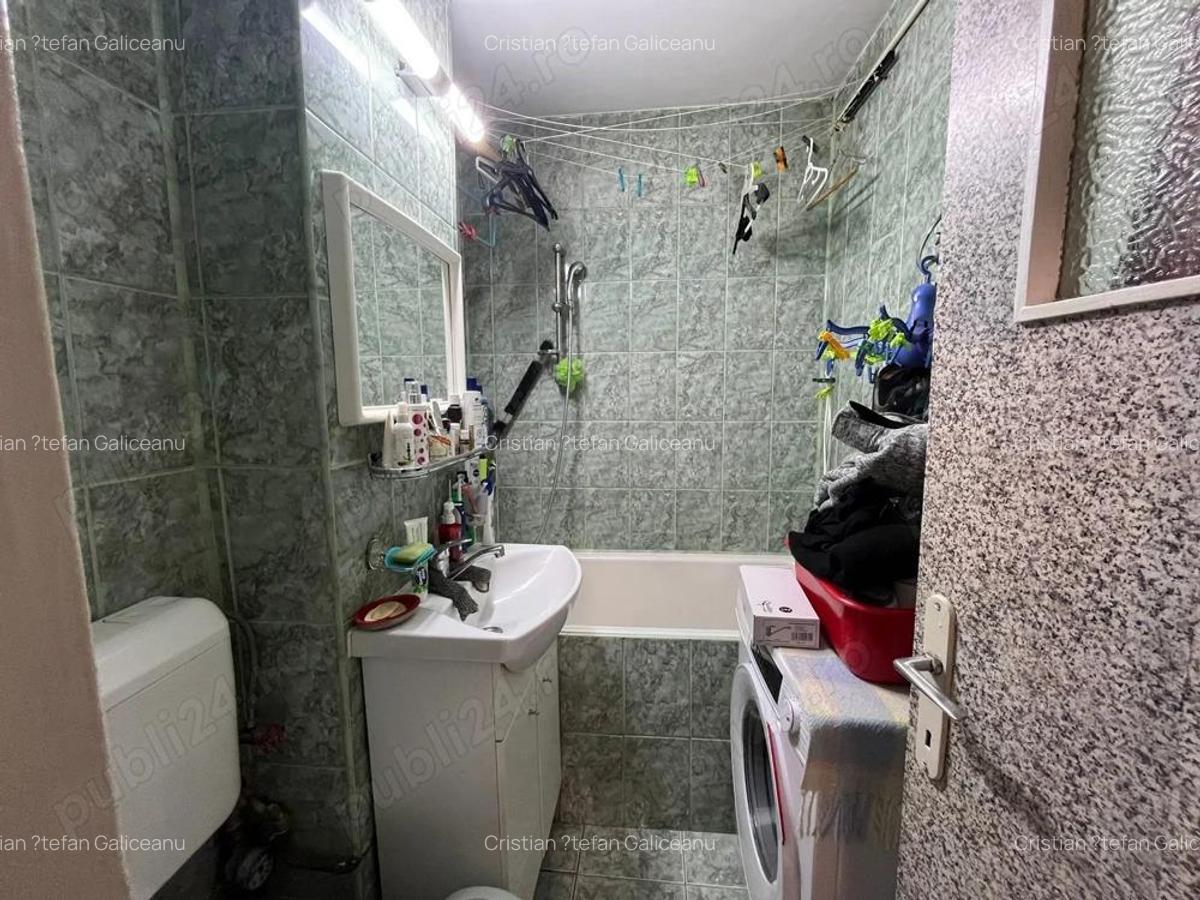 Apartament 3 camere etajul 7 de vanzare, Zona Saturn - 8