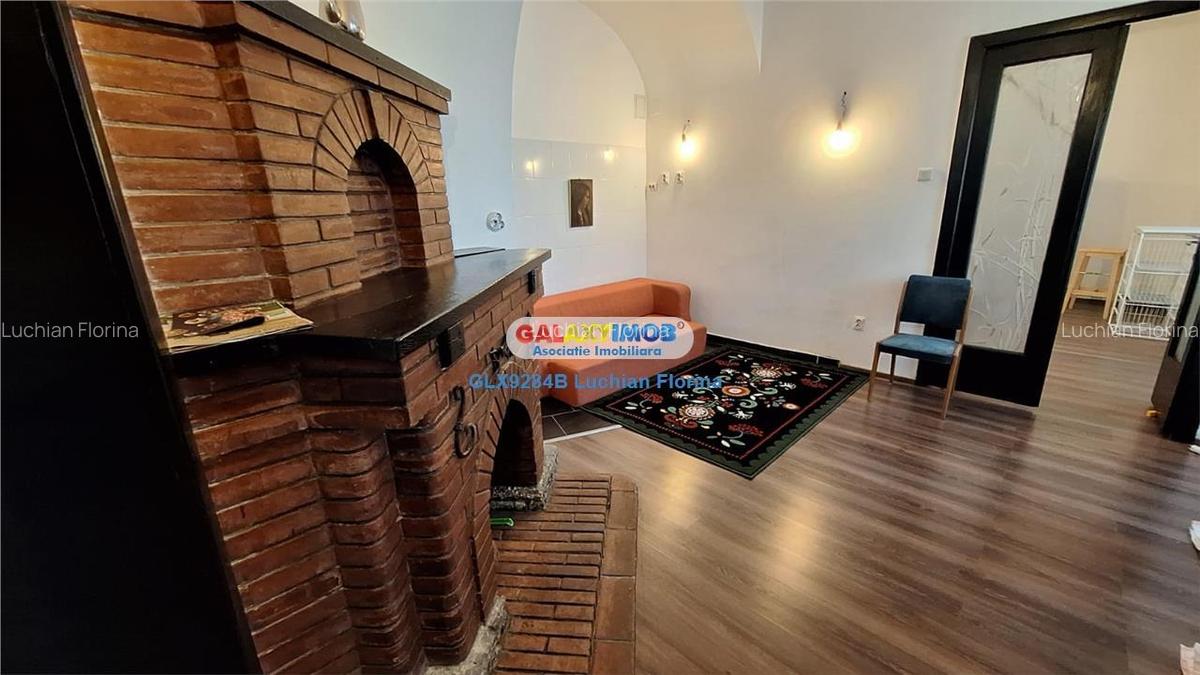 Apartament 3 camere, etaj1, str.Vasile Lascar - zona centrala, metrou - 1
