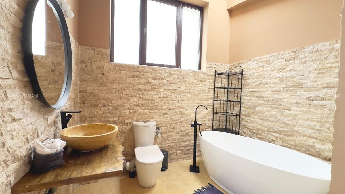 Apartament spatios cu 5 camere, vila 2010! - 14