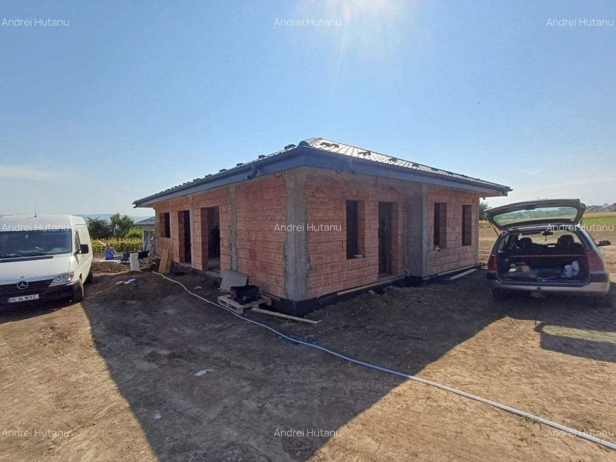 Casa individuala 4 camere , placa de beton peste nivel , HORPAZ - 3