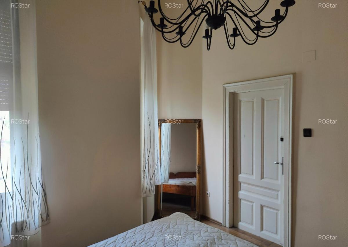 Inchiriez Apartament 4camere 120mp intre Gara centrala si magazin Cris - 4