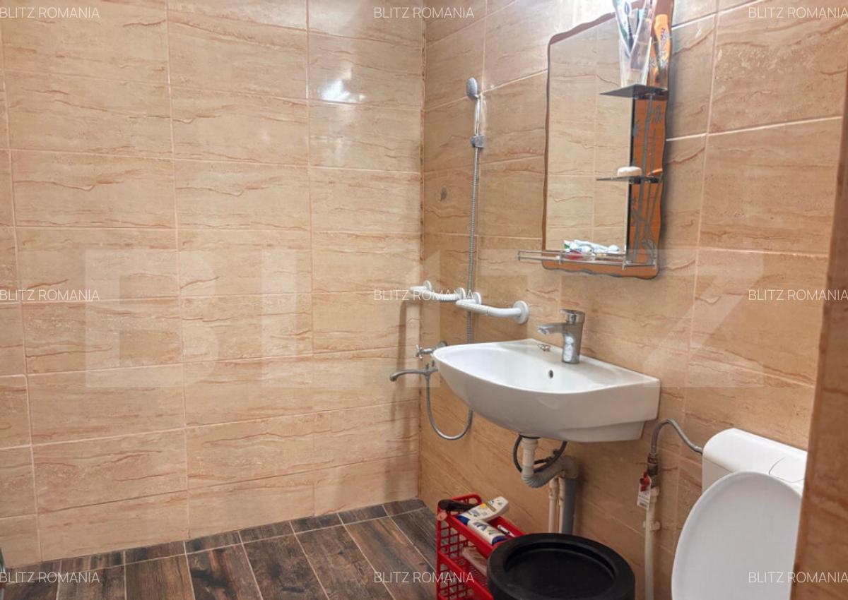 Apartament 2 camere, decomandat Micro 2 | Sta?ie autobu - 1