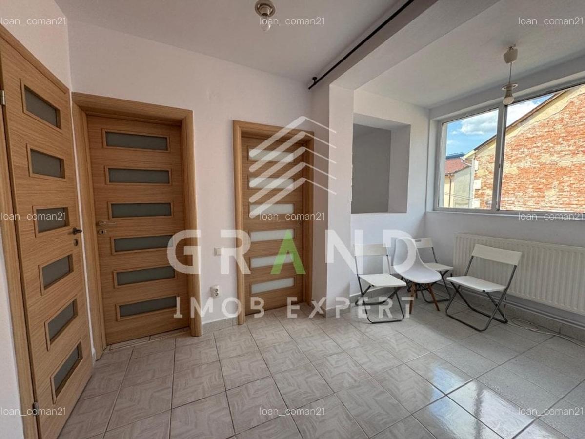 Inchiriere casa-zona centrala,Str. Caracal | 280 m? utili | Parcare asigurata - 17