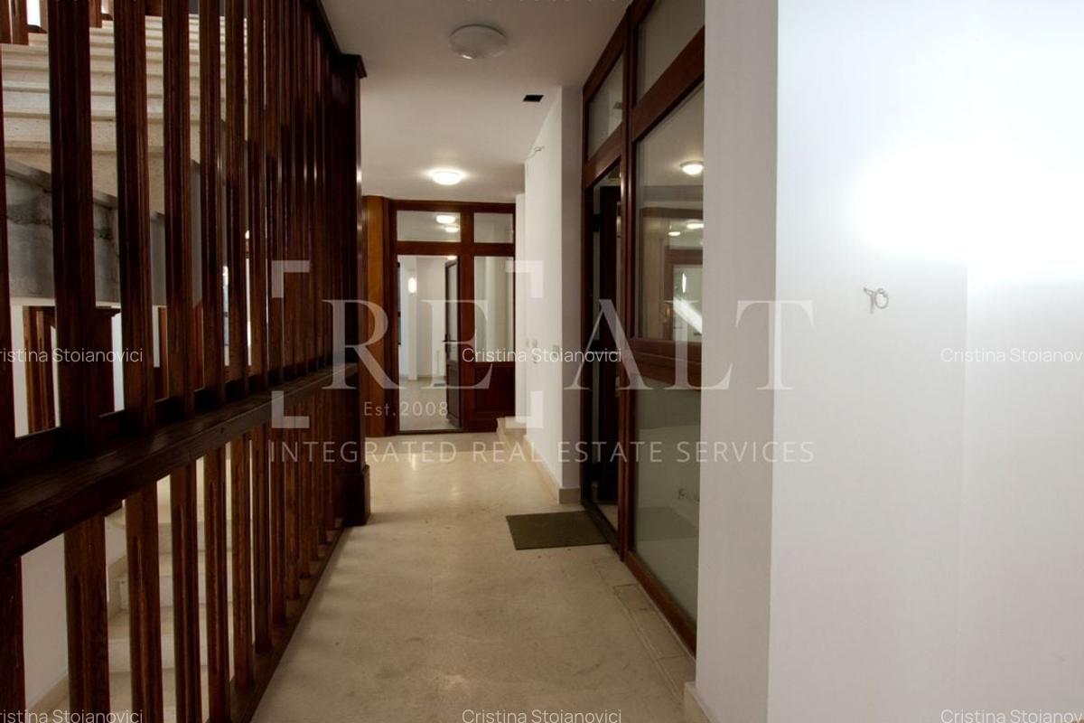 Inchiriere casa, vila 7 camere | Individuala, Renovata, Curte | Campul Pipera - 6