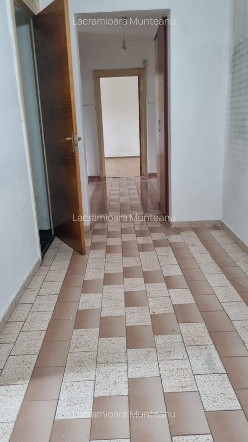 Calea Vitan stradal ,5 minute metrou Mihai Bravu - 10