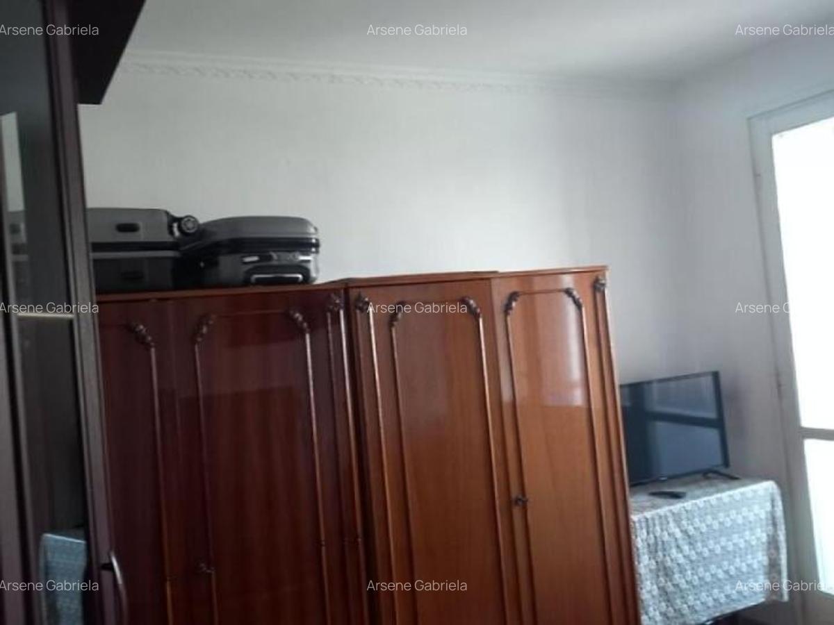 De vanzare apartament 3 camere/ Obor - 6