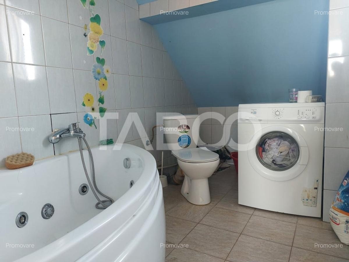 Apartament decomandat 3 camere zona centrala Cisnadie de vanzare - 10
