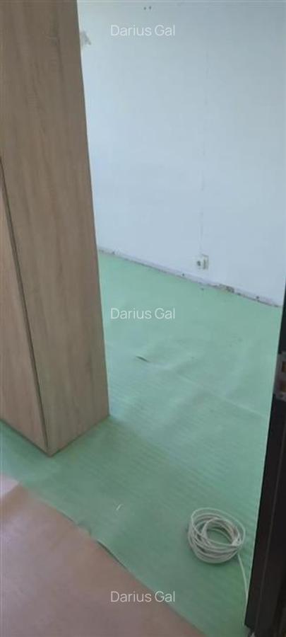 Apartament cu 3 camere decomandat în Decebal - 12