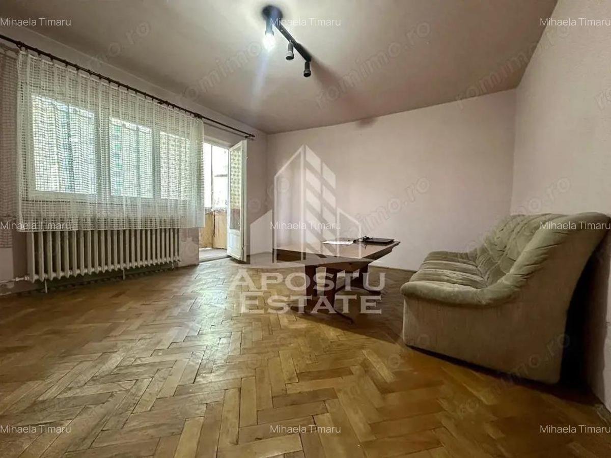 Apartament cu 3 camere, decomandat, zona Dambovita - 4