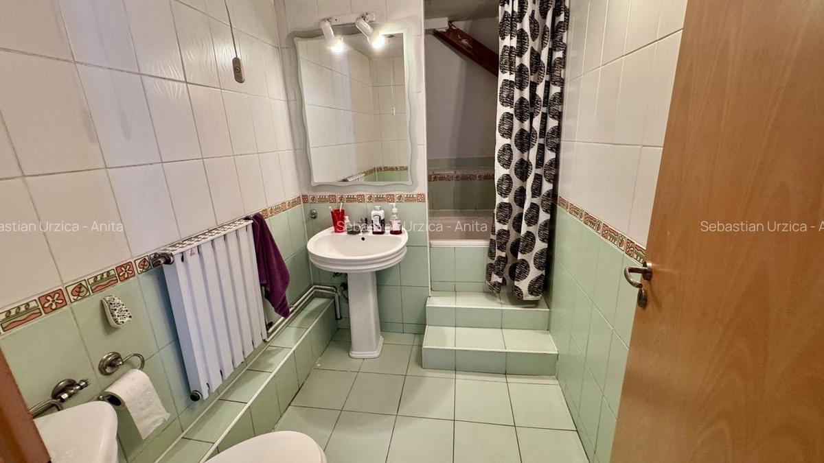 Apartament cu 4 camere decomandat, mobilat în Centrul Istoric - 16