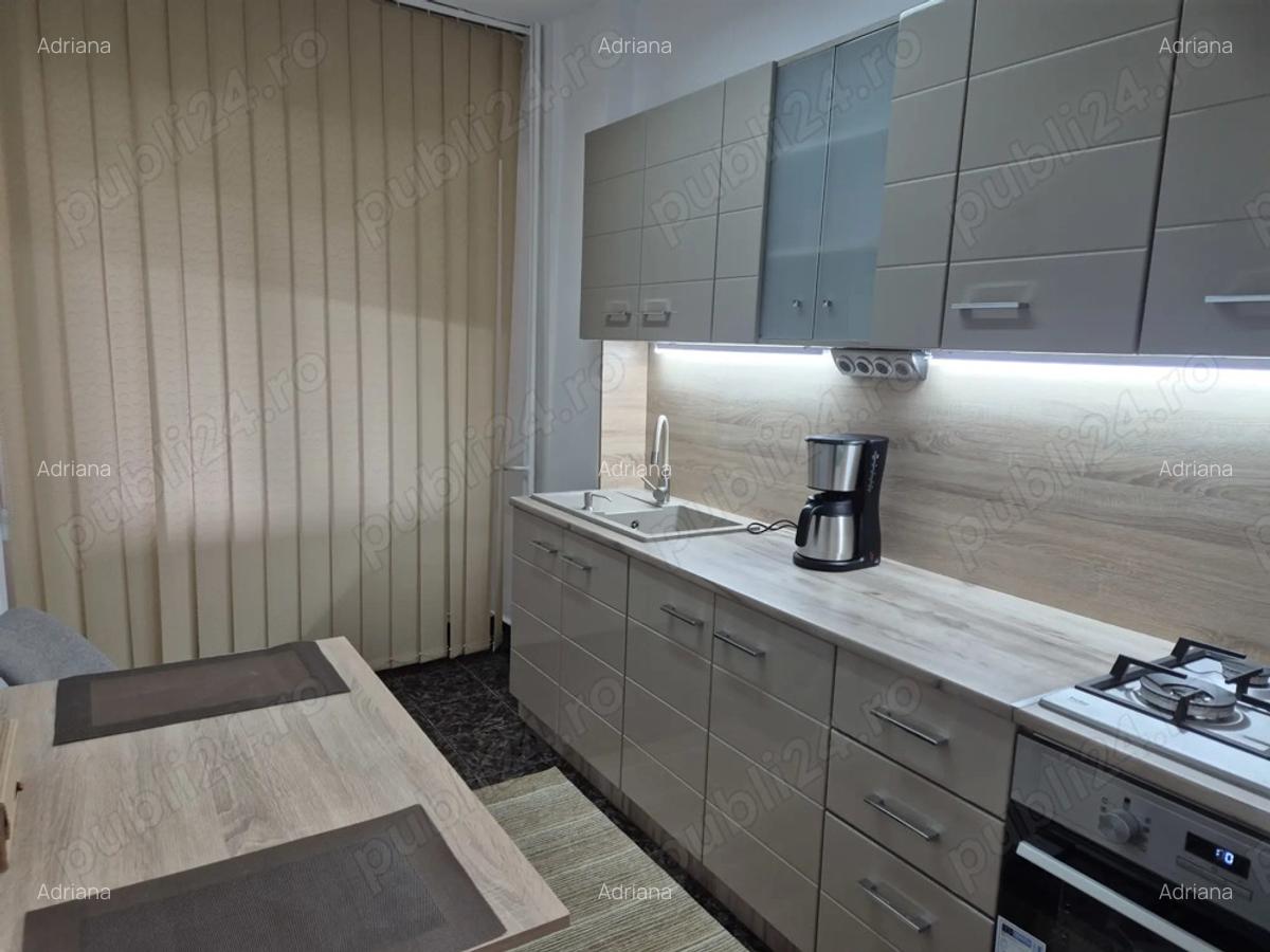 Inchiriez garsoniera - 2