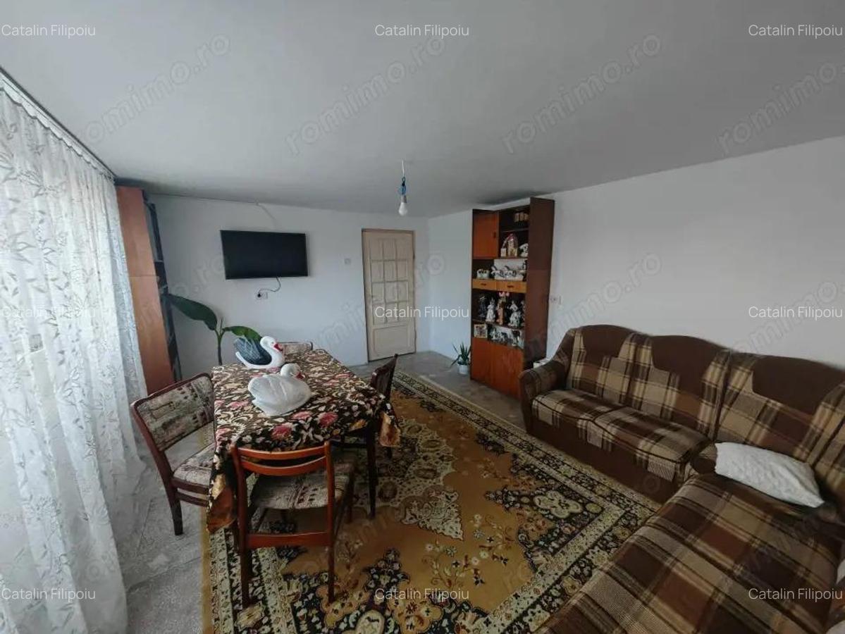 Constructie S+P+1E+M si teren generos 2014 mp, I.L. Caragiale, Dambovita - 19