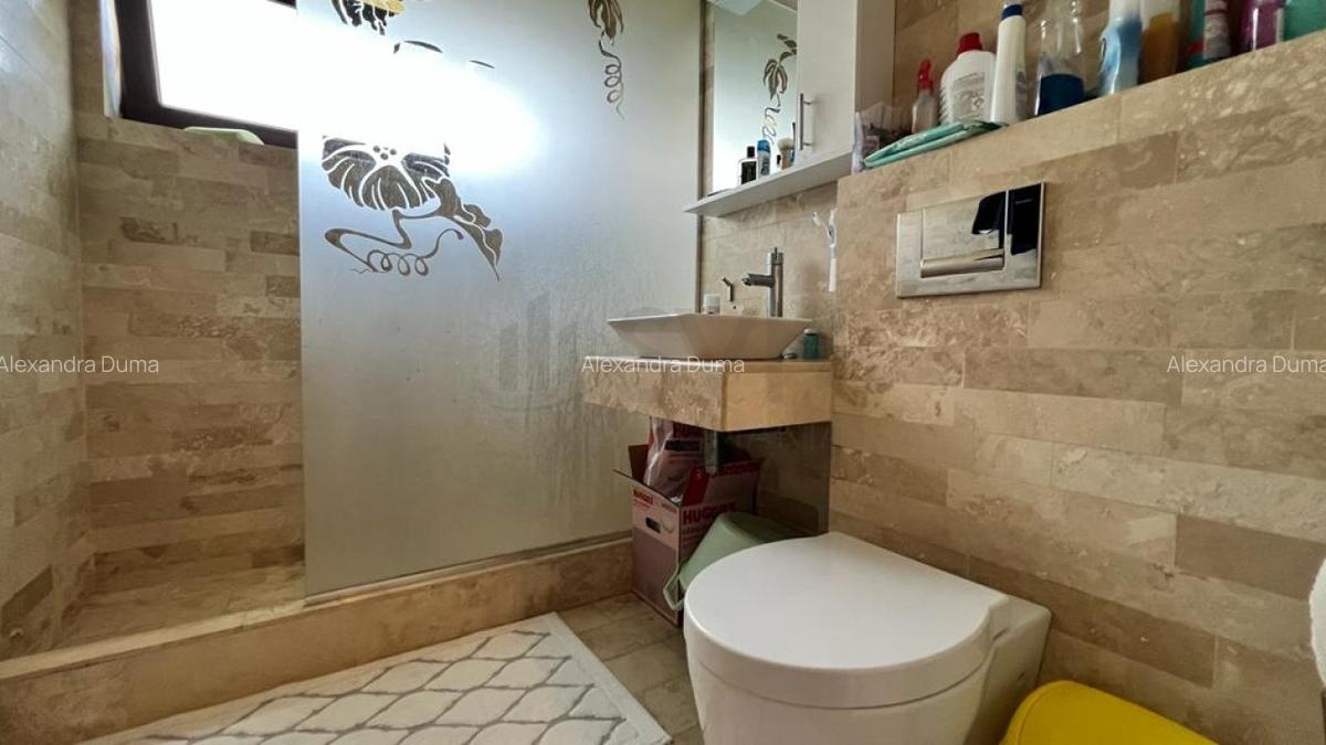 Apartament cu 4 camere decomandat în Băneasa - 12