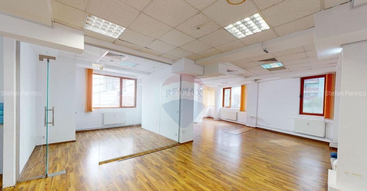 Spa?iu de birouri de 215 mp de inchiriat in zona Calea... - 8