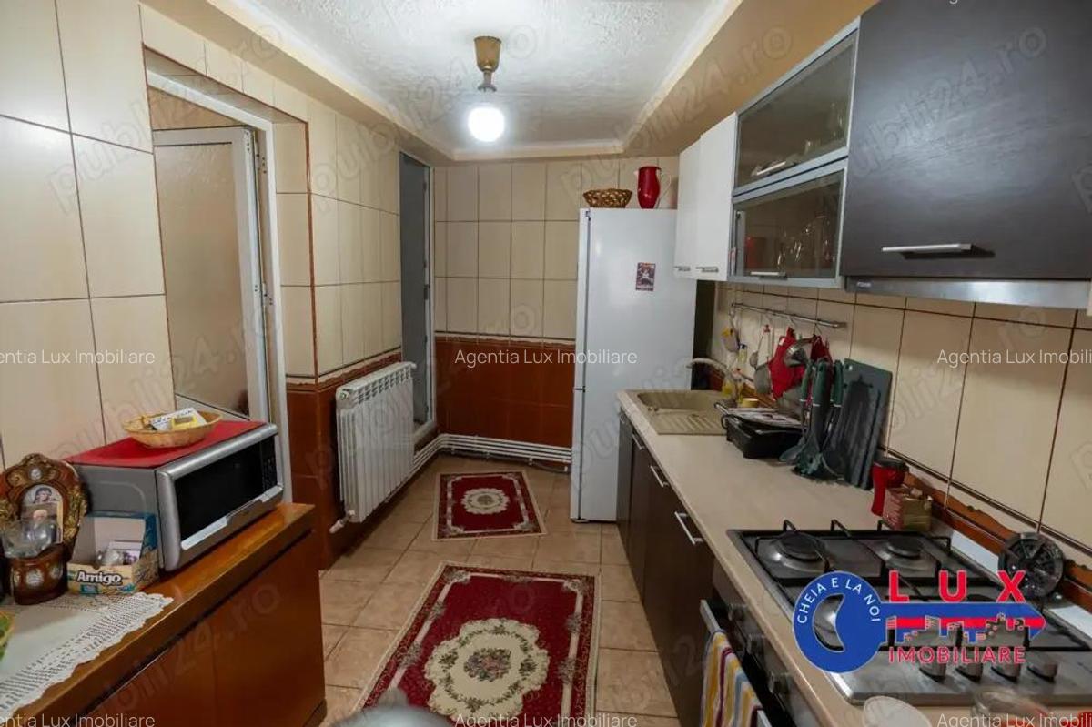 ID 6684 Casa de vanzare pe strada PRISLAV - 4