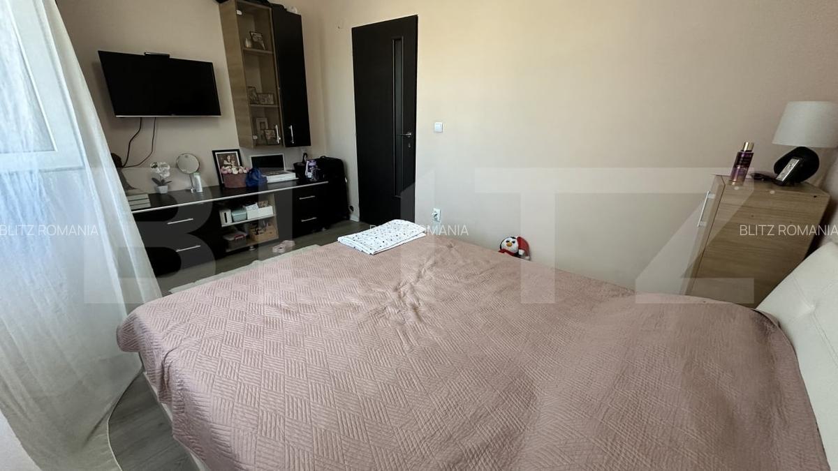 Apartament cu 3 camere, zona Rogerius - 2