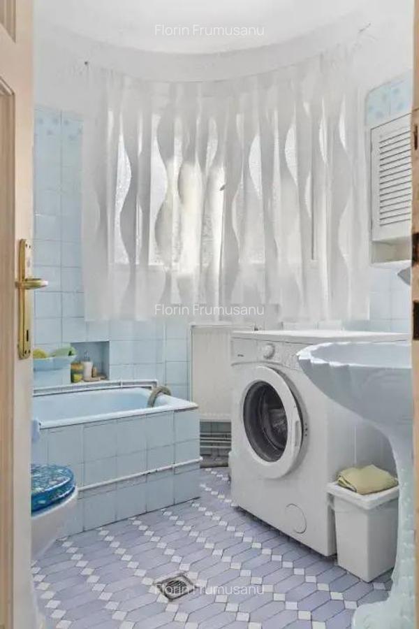 Apartament 4 camere, 117 mp,etaj 1, ultracentral P-?a Sfin?ii Voievozi, ASE - 12