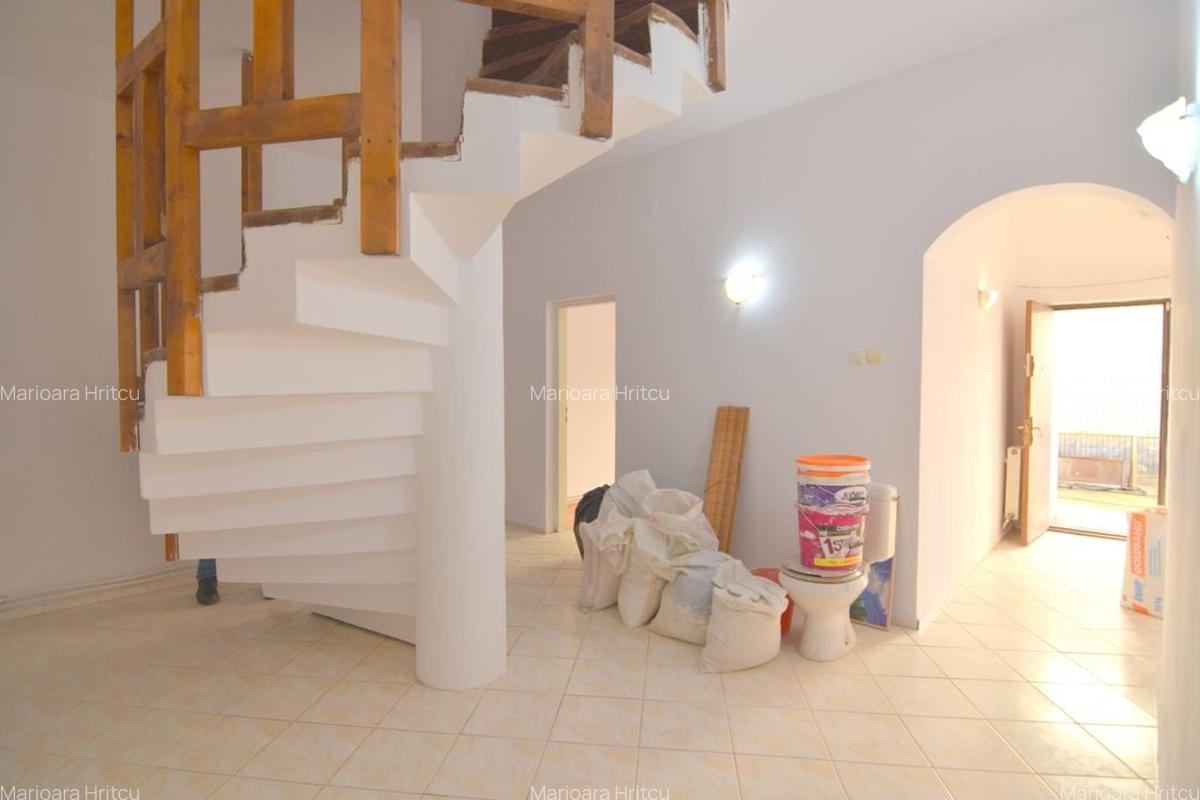 Casa de vanzare, P+M-zona Girocului Timisoara-comision 0 - 9