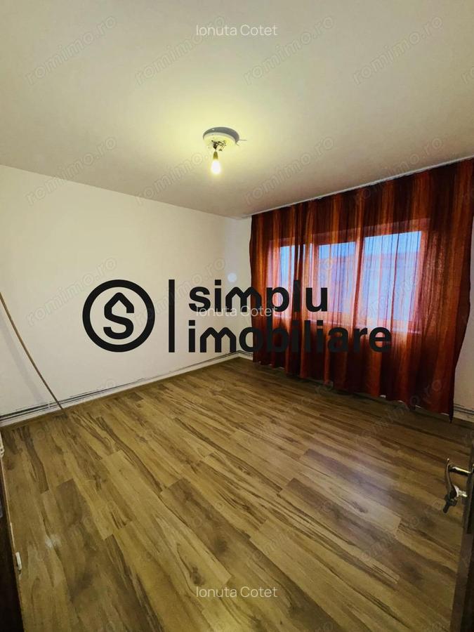 Apartament 2 camere, decomandat -1 MAI - 4